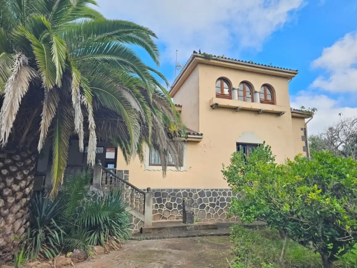 Exterior view of Houses for sale in San Cristóbal de la Laguna  with Storage room