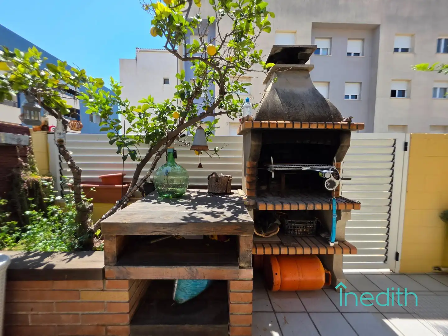 Garden of Houses for sale in Cubelles  with Air Conditioner, Heating and Private garden