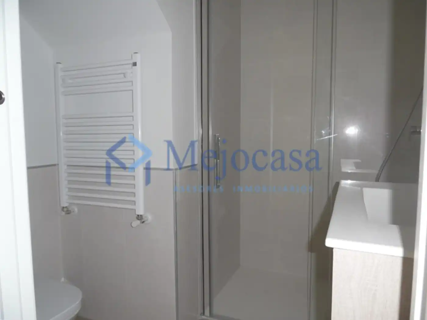 Baño de Ático en venta en Madrid con Aire acondicionado, Calefacción y Terraza