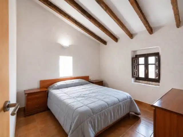 Dormitori de Casa o xalet en venda en Paterna amb Jardí privat i Terrassa