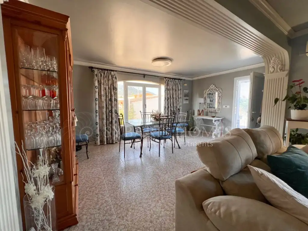 Chalet con piscina en venta en Carrer Metge Manuel Vallalta, imagen 5