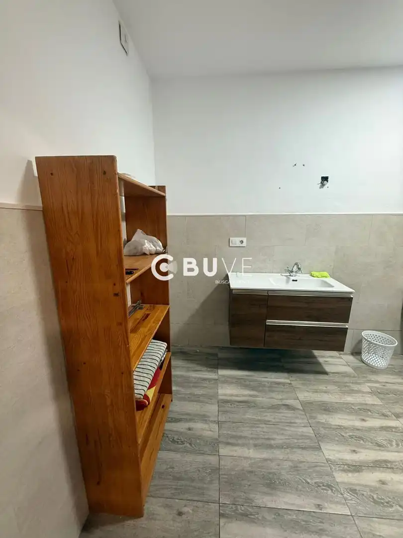 Baño de Casa adosada en venta en Isla Mayor con Aire acondicionado, Calefacción y Trastero