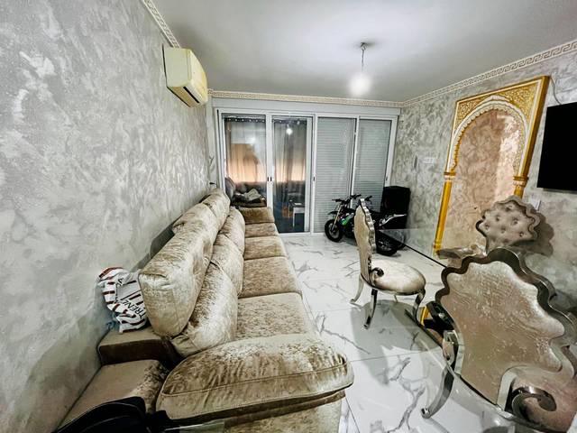 Piso en Venta en Calle PINTOR ANTONIO AMOROS en Juan XXIII