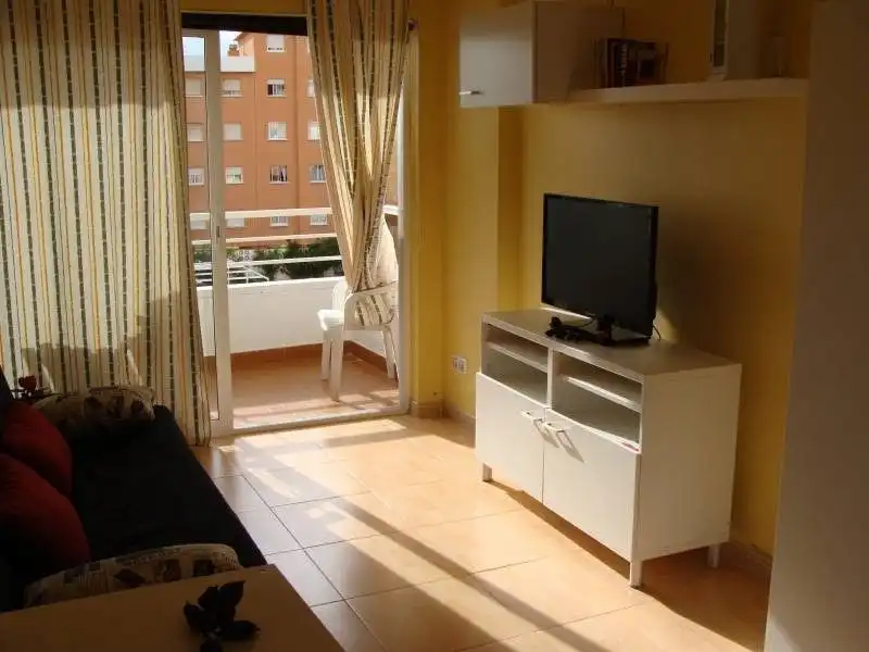 Sala de estar de Estudio en venta en Torremolinos con Aire acondicionado y Piscina comunitaria