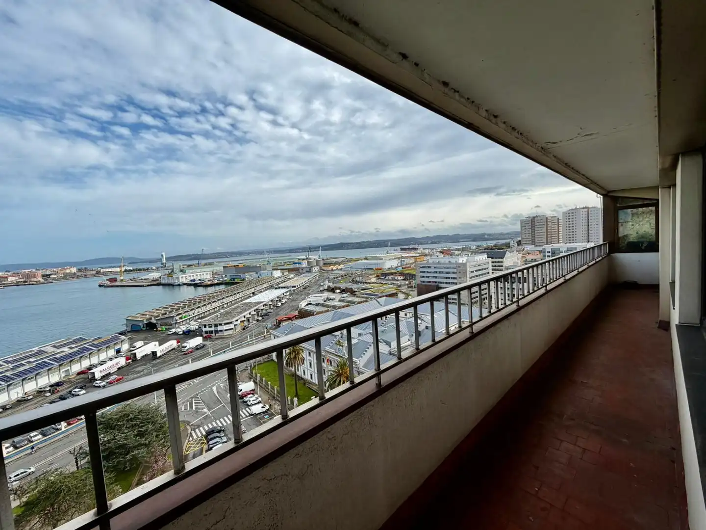 Exterior view of Flat for sale in A Coruña Capital   with Heating, Terrace and Storage room