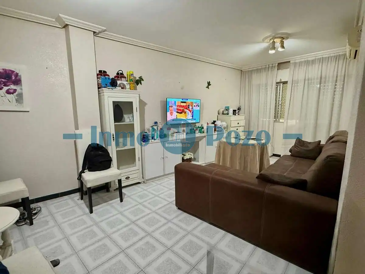 Sala de estar de Piso en venta en Almendralejo con Trastero y Amueblado