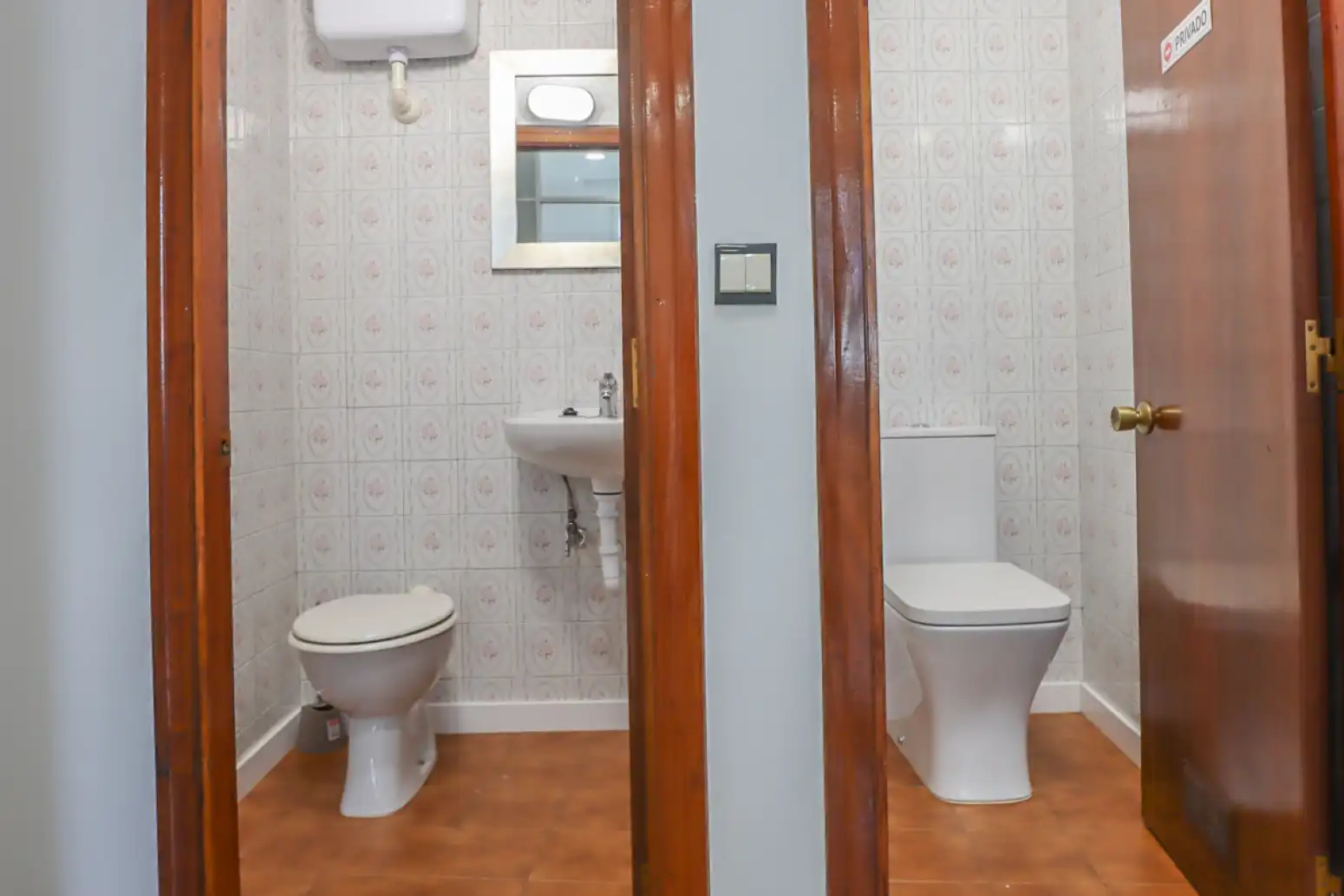 Badezimmer von Geschaftsraum zur Miete in Oviedo 