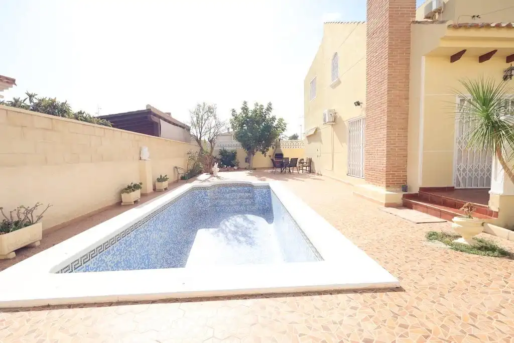 Detached house with terrace for sale in Orihuela Costa, imagen 2