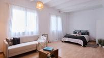 Bedroom of Flat for sale in  Barcelona Capital  with Heating, Parquet flooring and Furnished