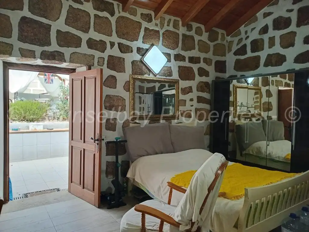 Finca rústica en venta en Granadilla de Abona con Jardín privado, Terraza y Piscina
