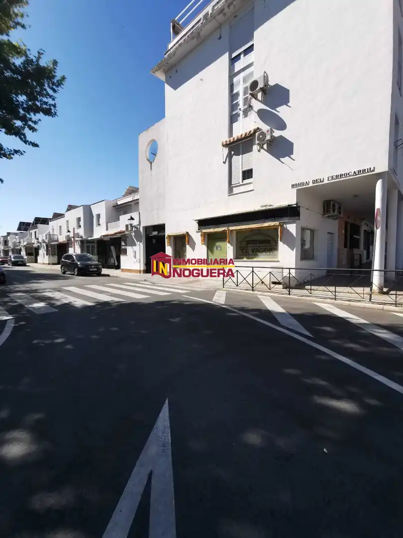 Vista exterior de Garatge en venda en Écija, Sevilla