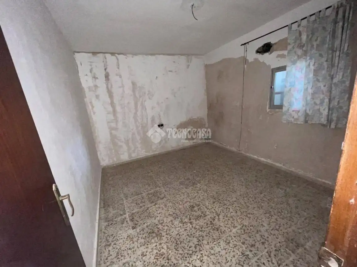 Casa aparellada en venda a La Banda - Campo de Fútbol, imagen 4