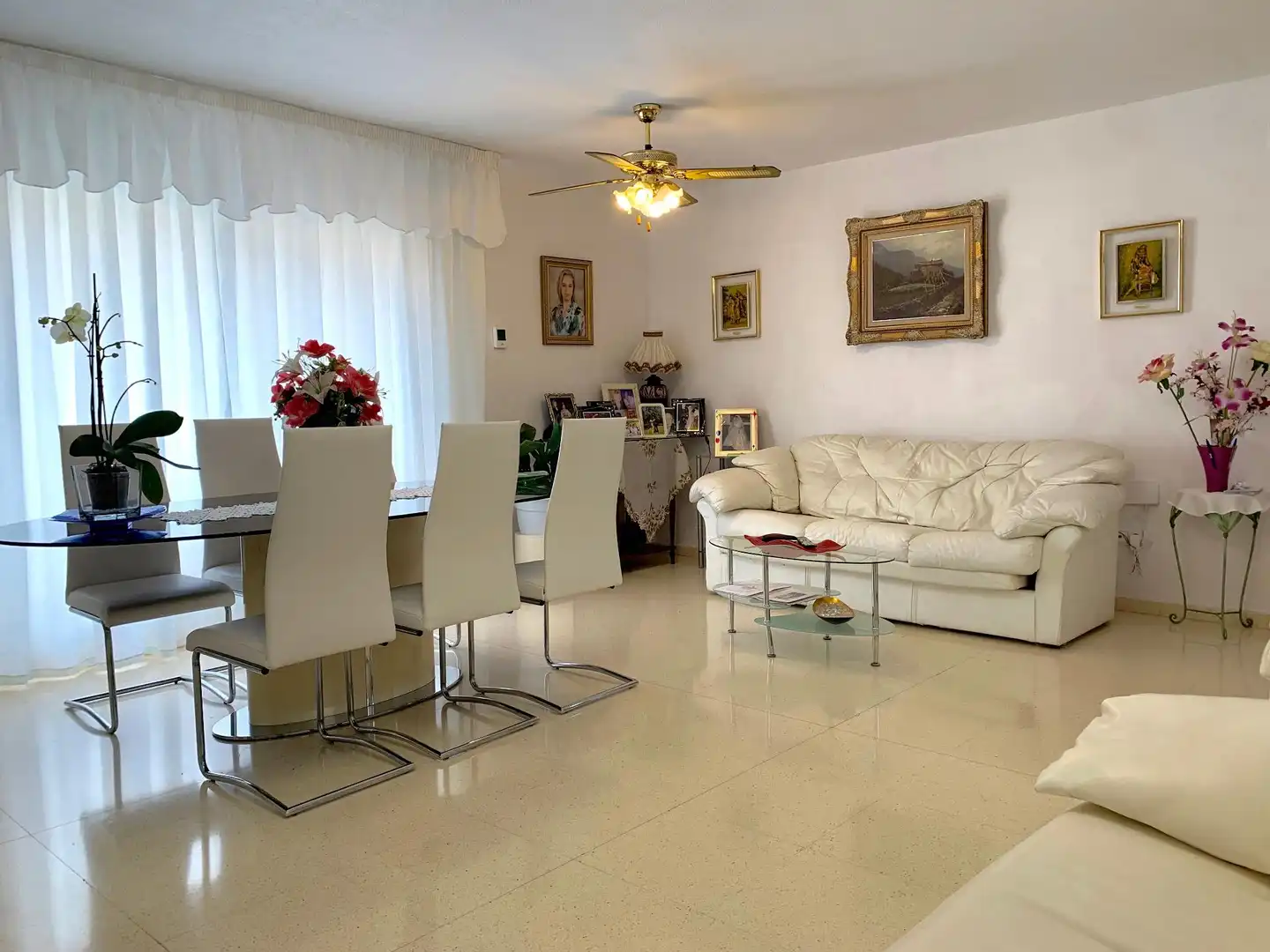 Wohnzimmer von Dachboden zum Verkauf in Benidorm mit Klimaanlage, Heizung und Terrasse