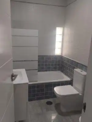 Bany de Pis de lloguer en Melilla