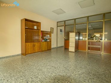 Oficina amb ascensor en venda a Calle Calle de Zurbarán
