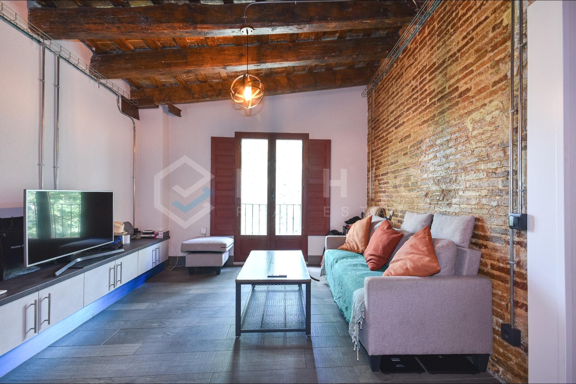 Living room of Attic for sale in  Barcelona Capital  with Air Conditioner, Heating and Parquet flooring