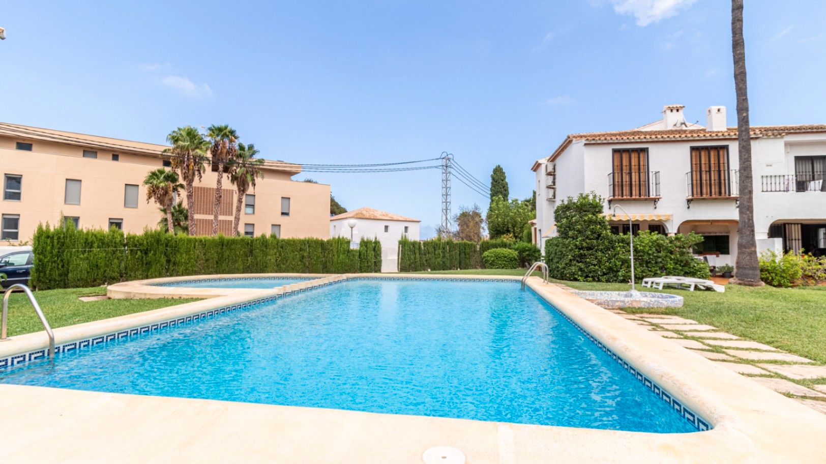 Piscina de Apartament en venda en Dénia amb Jardí privat, Terrassa i Traster