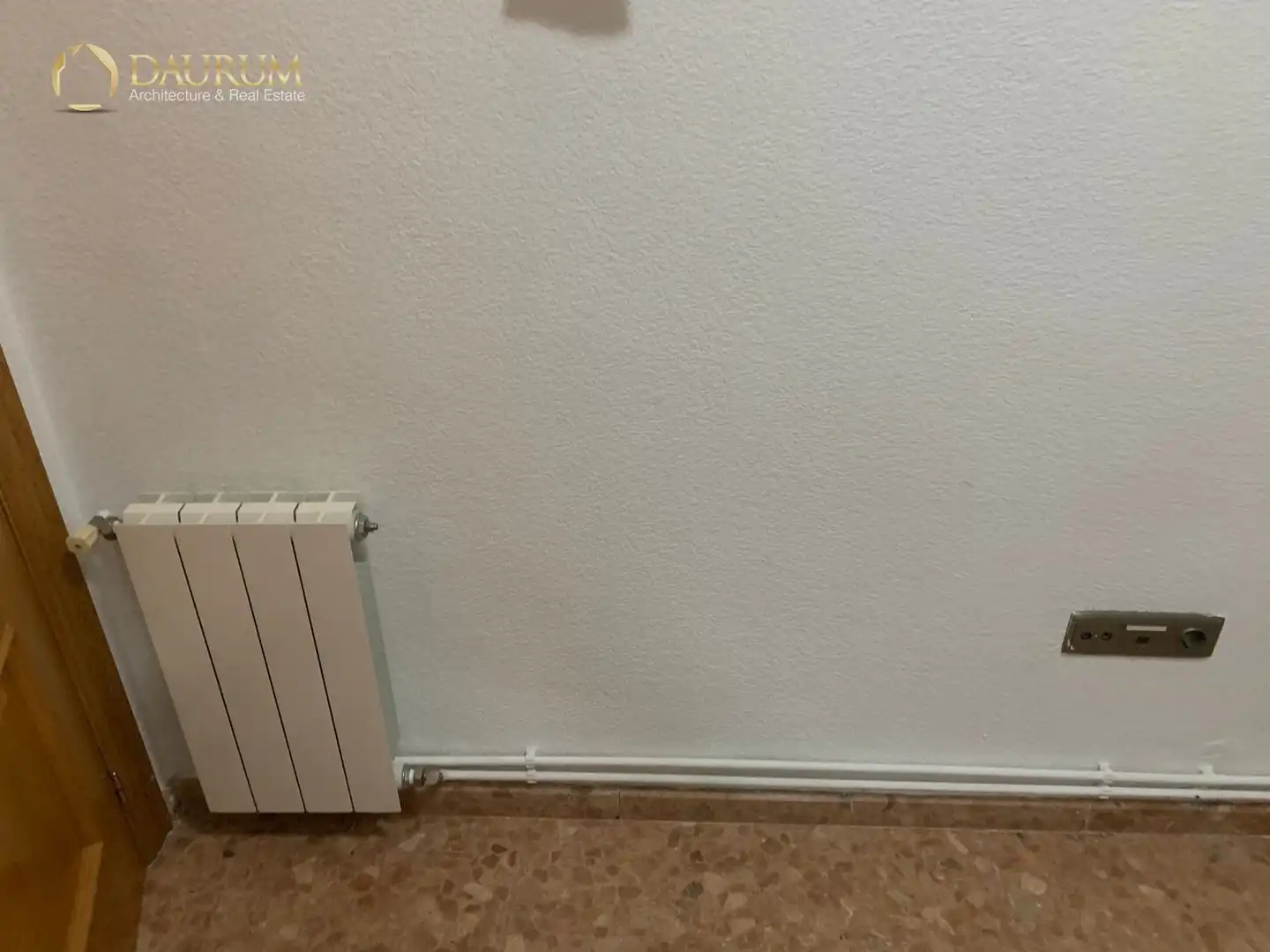 Houses for sale in Alaquàs  with Air Conditioner, Heating and Terrace