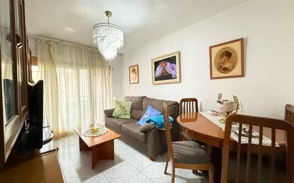Living room of Flat for sale in Sant Adrià de Besòs  with Heating and Balcony