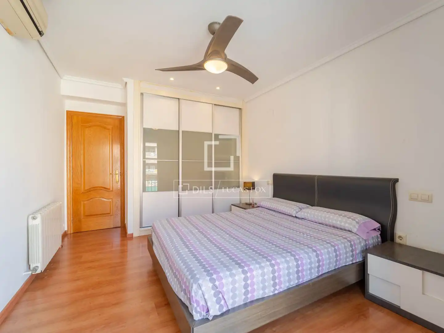 Habitación de Piso en venta en Valencia con Calefacción, Parquet y Amueblado