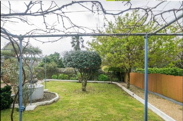 Casa-chalet en Venta en Cambre