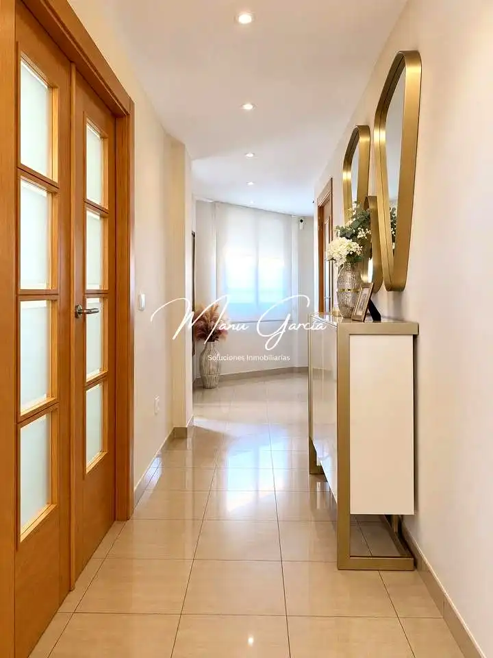 Detached homes for sale in Jardin Lucena