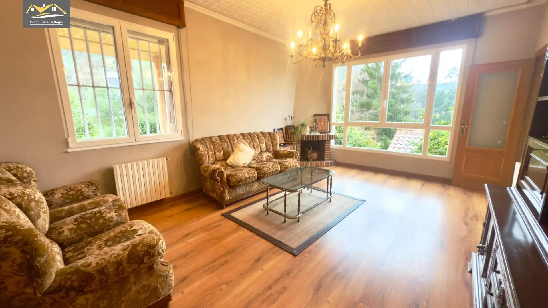 Living room of Houses for sale in Ourense Capital   with Private garden, Terrace and Storage room