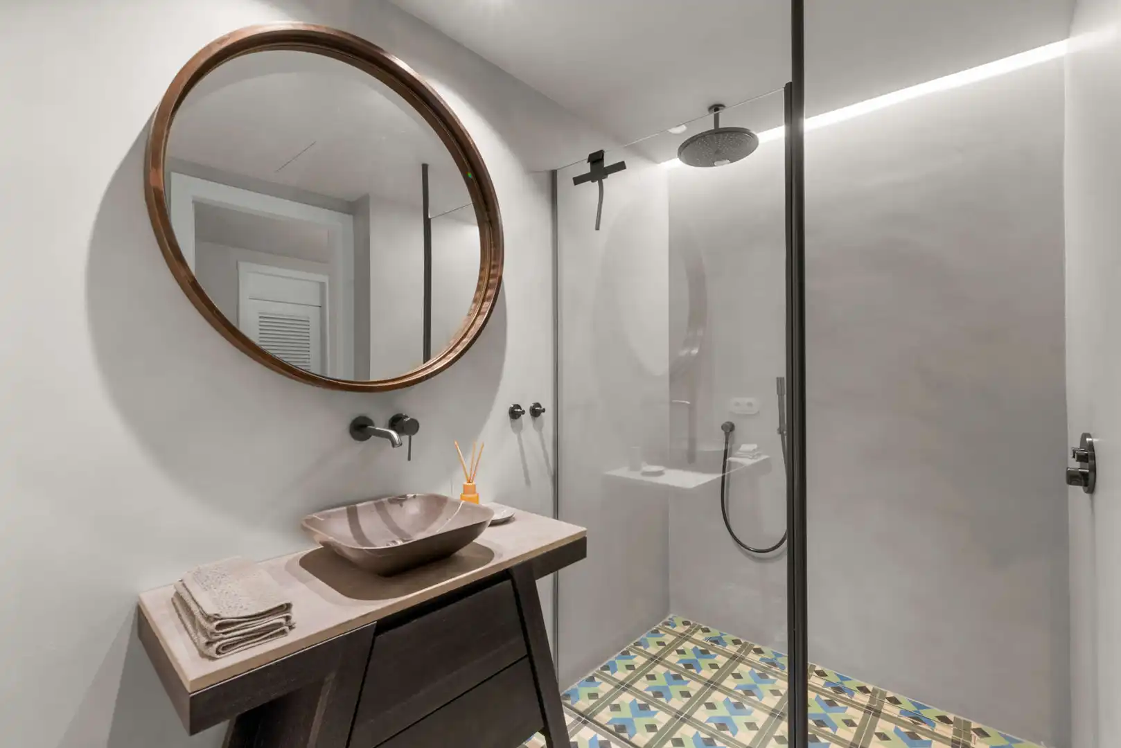 Bathroom of Houses for sale in Calvià  with Air Conditioner, Heating and Terrace