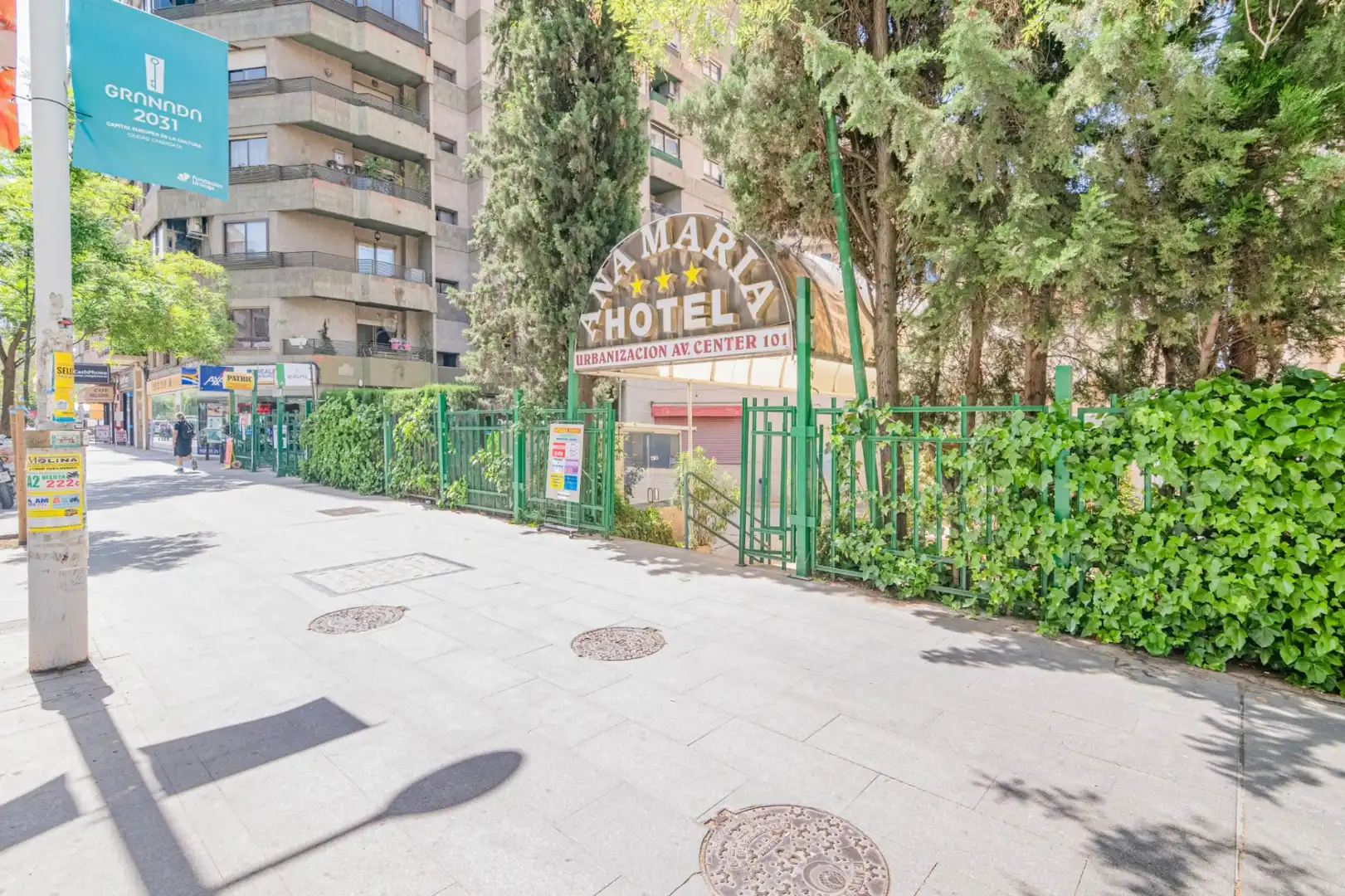 Vista exterior de Apartamento en venta en Granada con Calefacción y Parquet