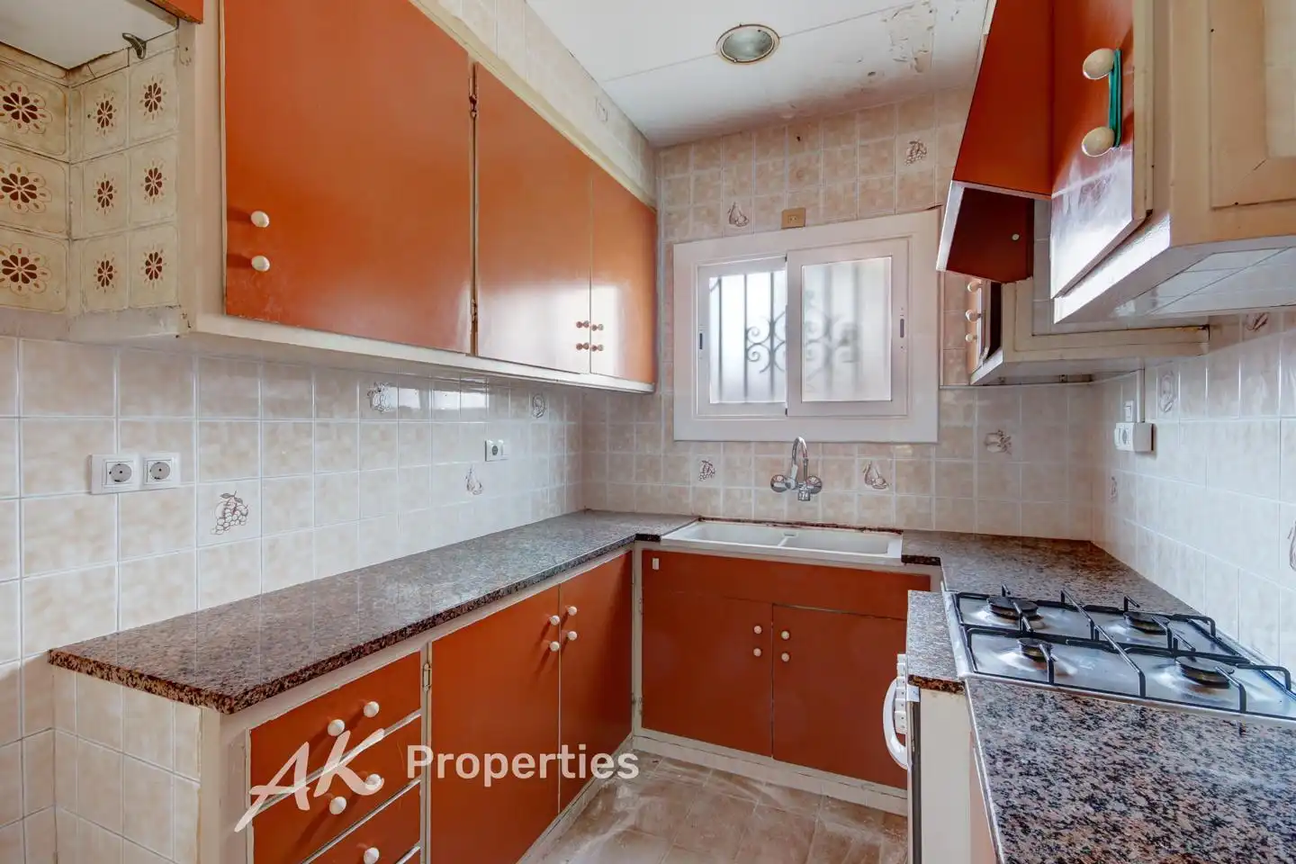 Cocina de Casa o chalet en venta en Castelldefels con Calefacción, Jardín privado y Terraza