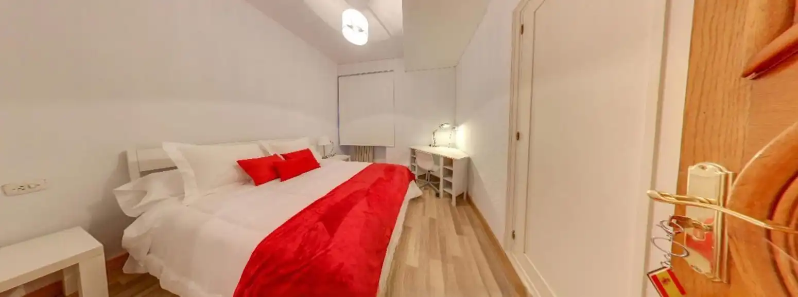 Bedroom of Flat for rent in Salamanca  with Heating and Furnished