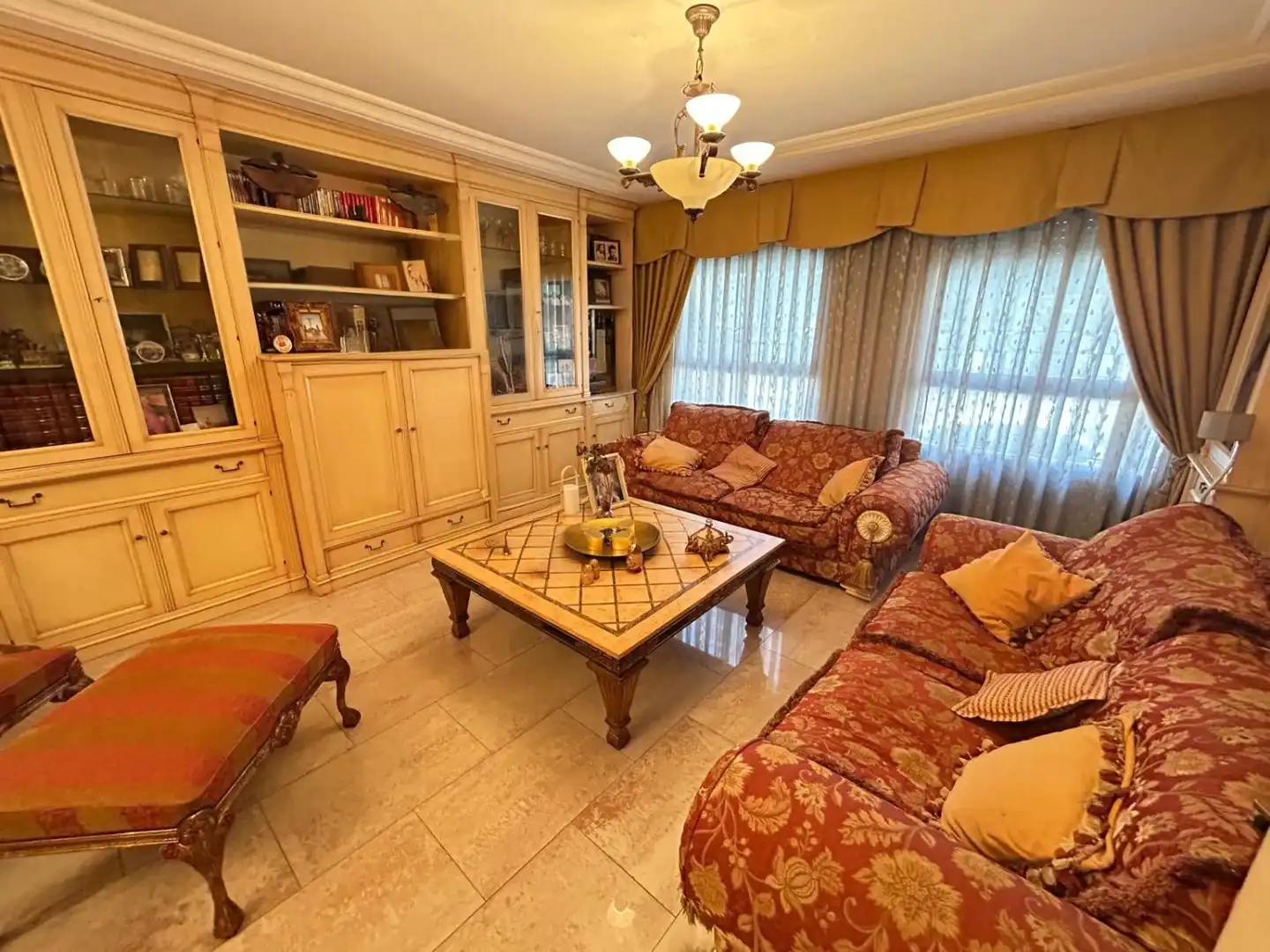 Casa adosada en venta en Crevillent