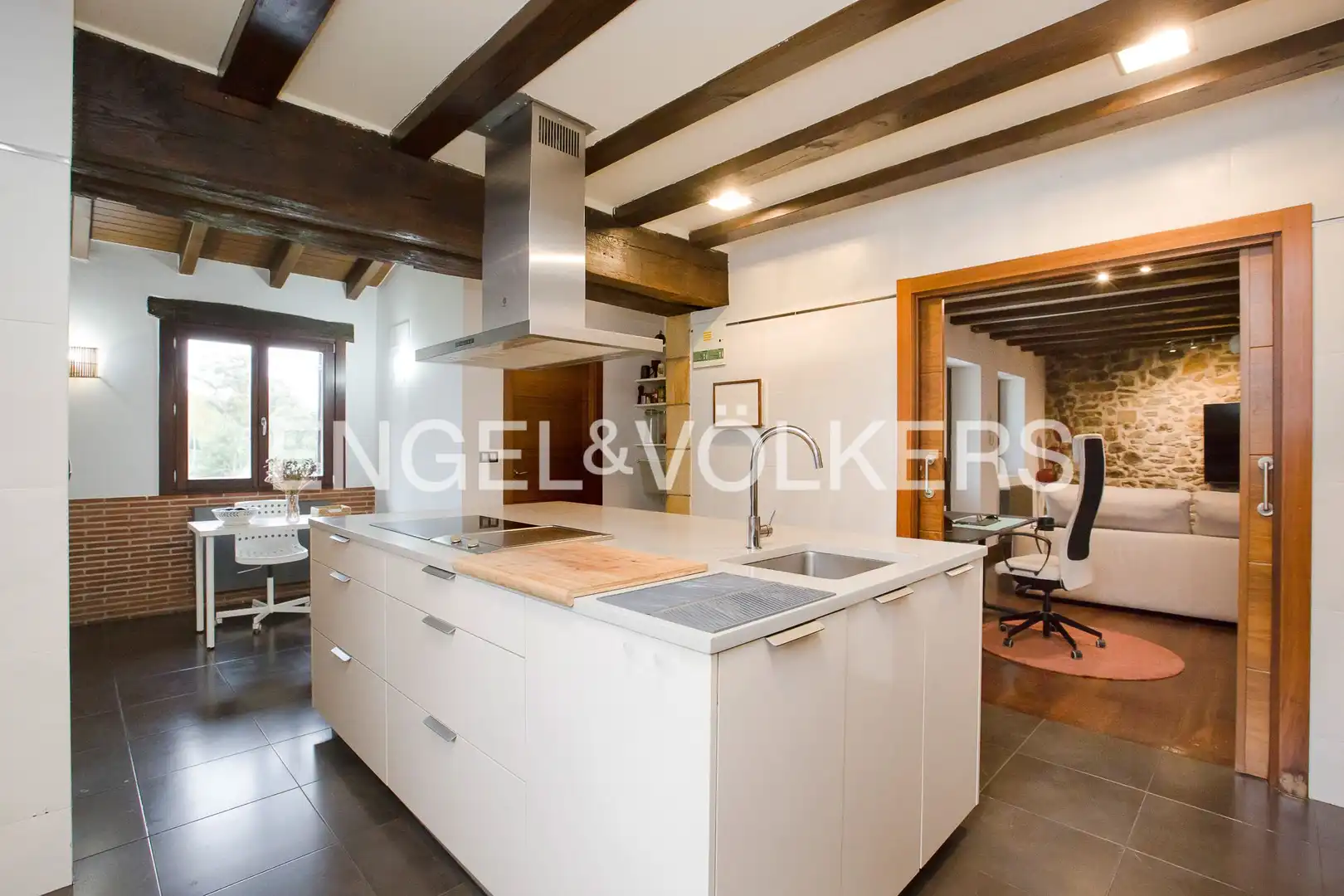Detached homes for sale in Eguzkitza Bidea, Berango