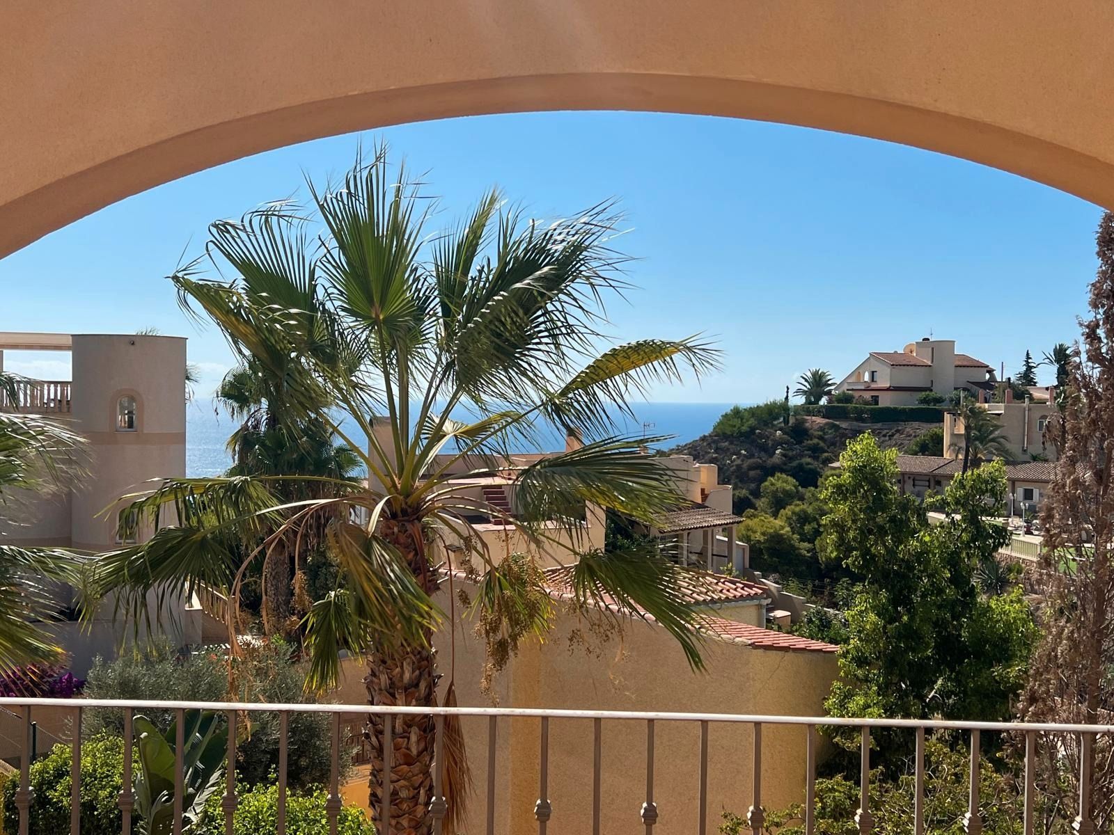 Vista exterior de Apartament en venda en Águilas amb Terrassa i Piscina comunitària