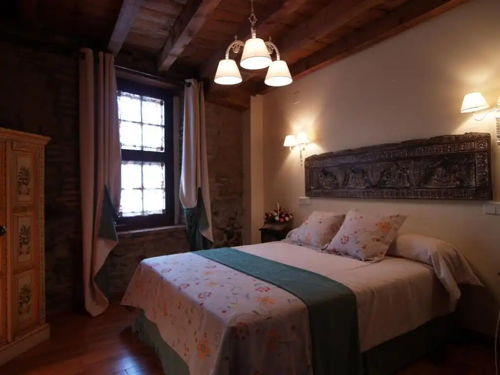Habitación de Edificio en venta en Santa María del Tiétar