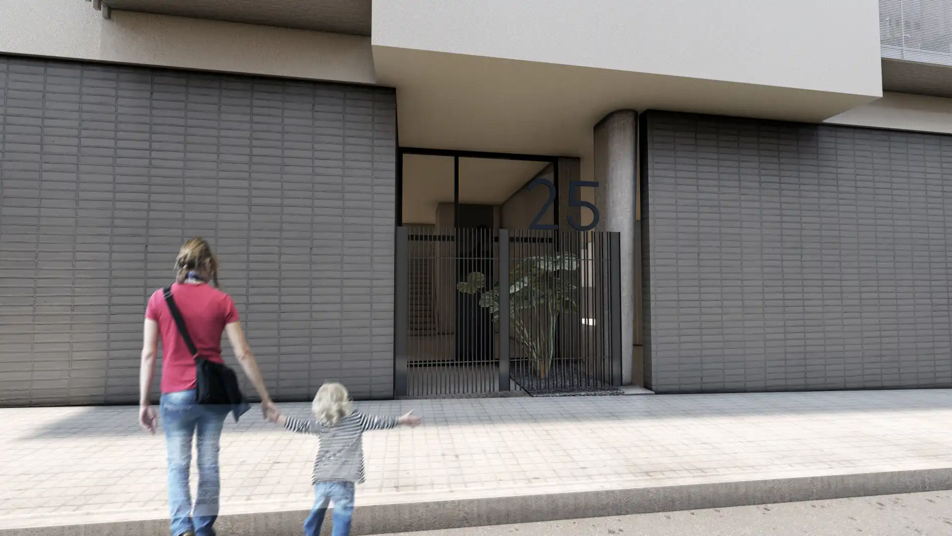 Carrer de Pau Muntadas, 2, Llevant
