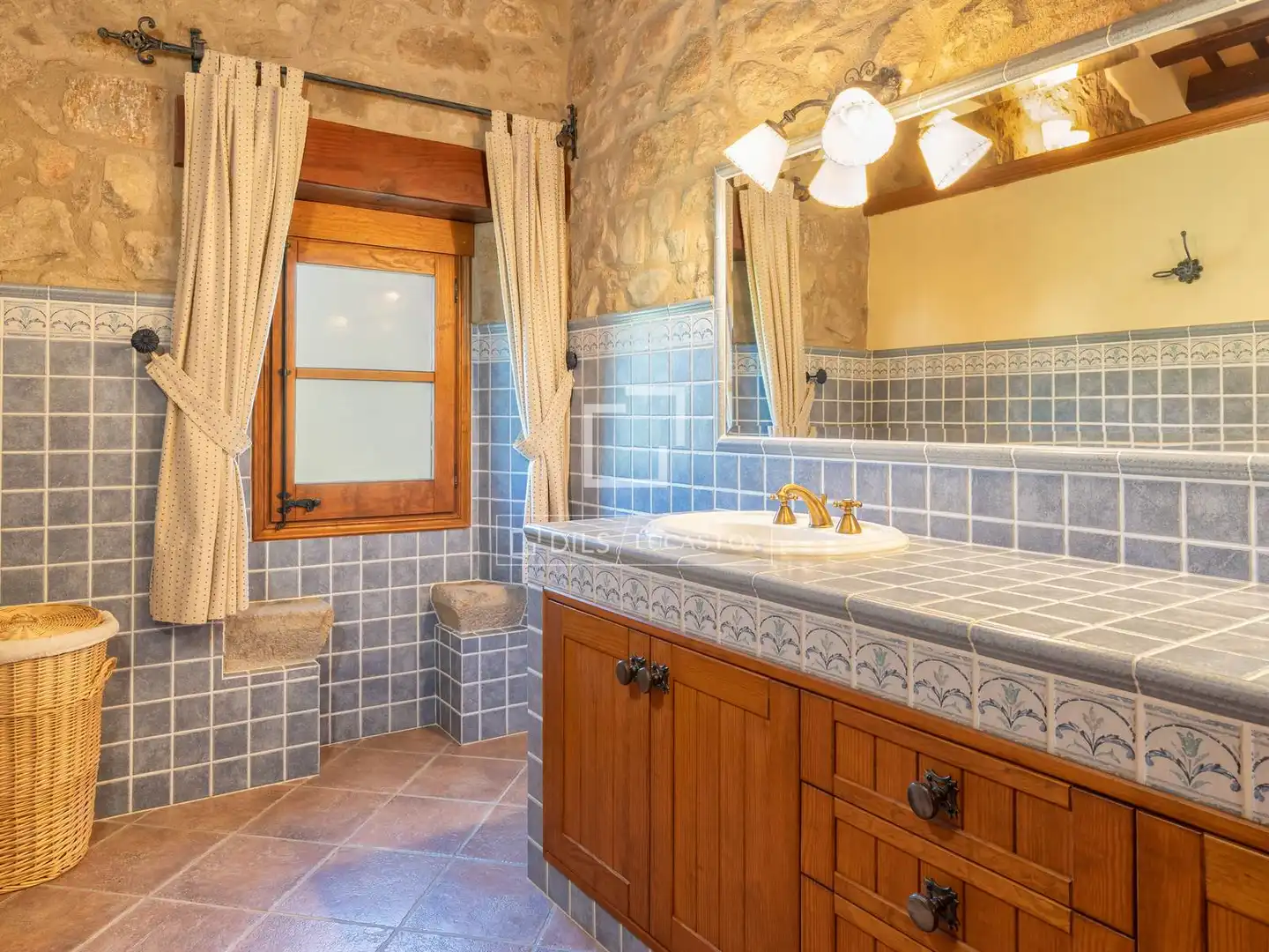 Bathroom of Country homes for sale in Breda  with Air Conditioner, Heating and Private garden