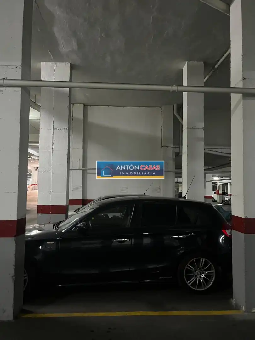 Aparcament de Pis en venda en Alicante / Alacant amb Aire condicionat, Terrassa i Moblat