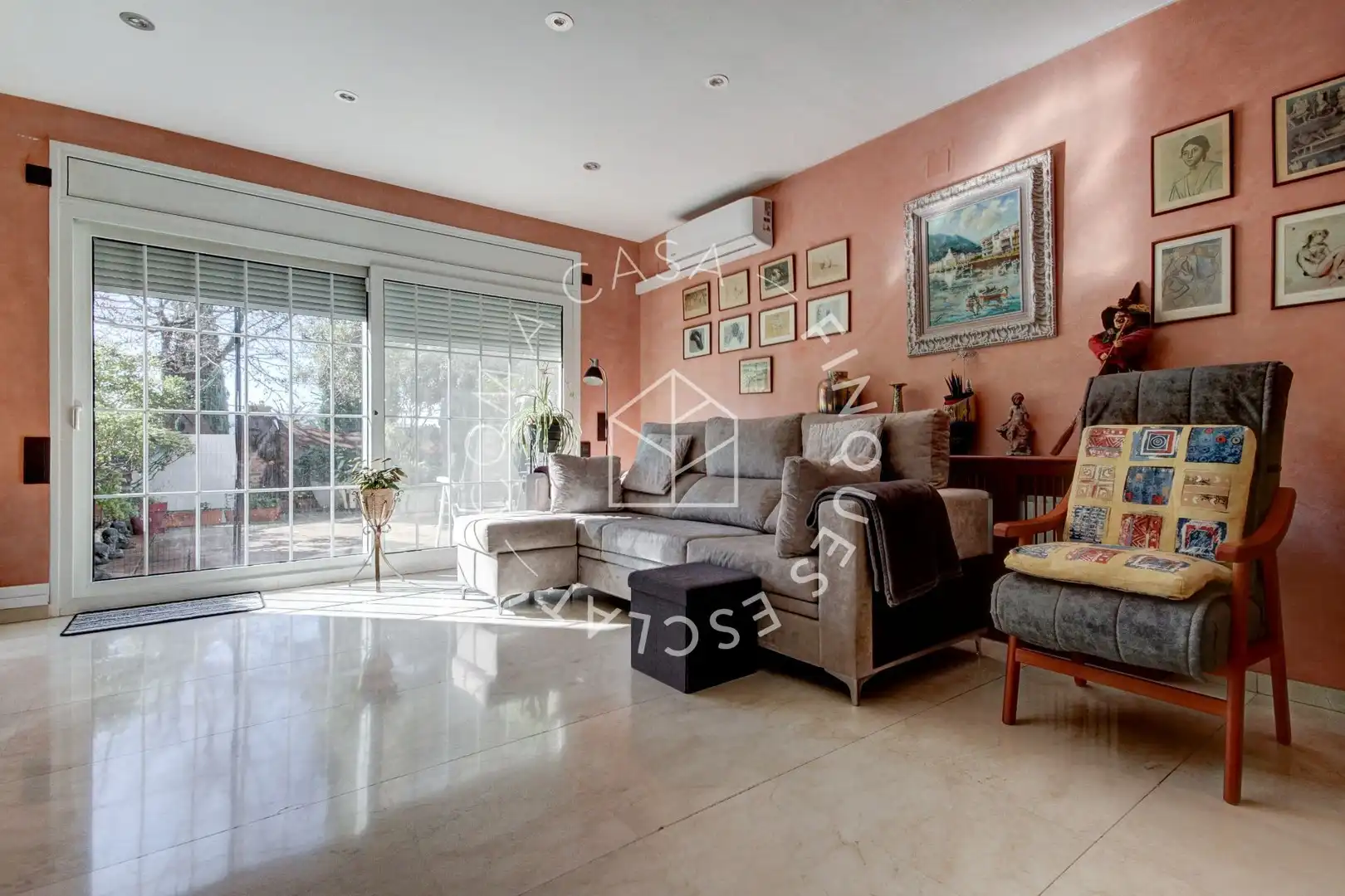 Detached homes for sale in Sant Llorenç d'Hortons