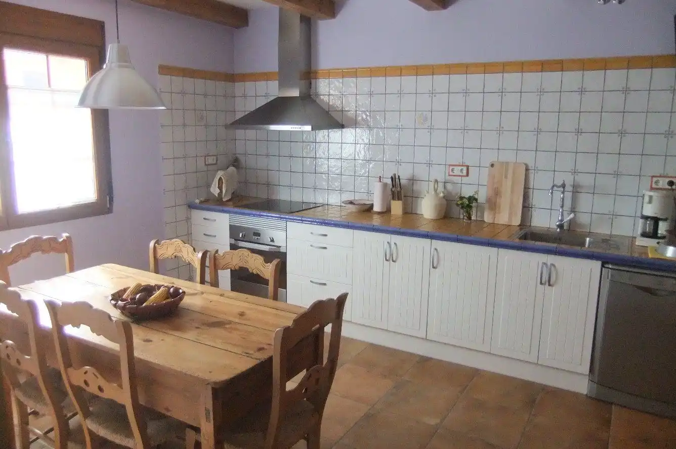Cocina de Casa o chalet en venta en Torre del Burgo con Aire acondicionado, Jardín privado y Terraza