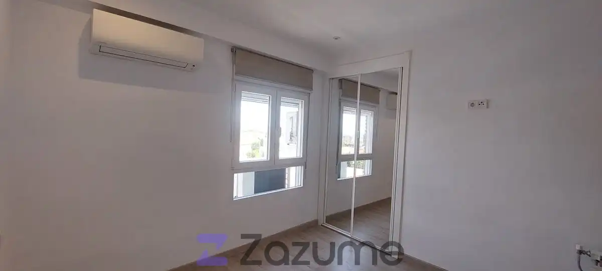 Flat for rent in C. de la Isla de Ons, Peñagrande