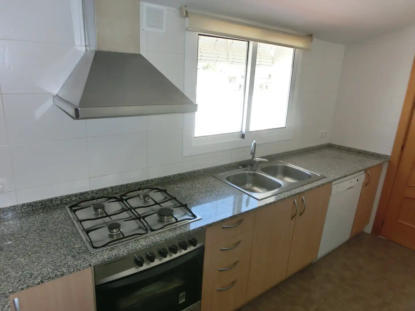 Cuina de Dúplex en venda en Canet de Mar amb Aire condicionat, Calefacció i Terrassa