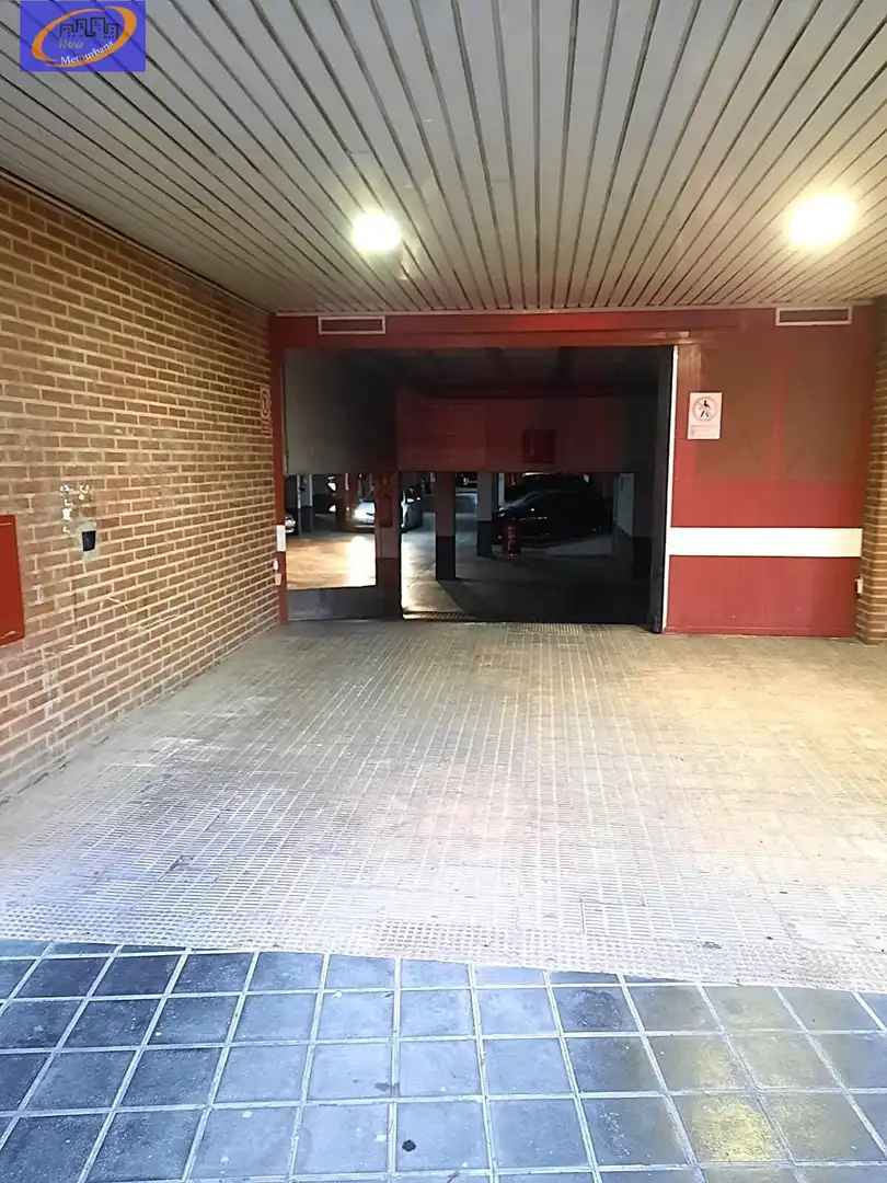 Aparcament de Garatge de lloguer en Valencia