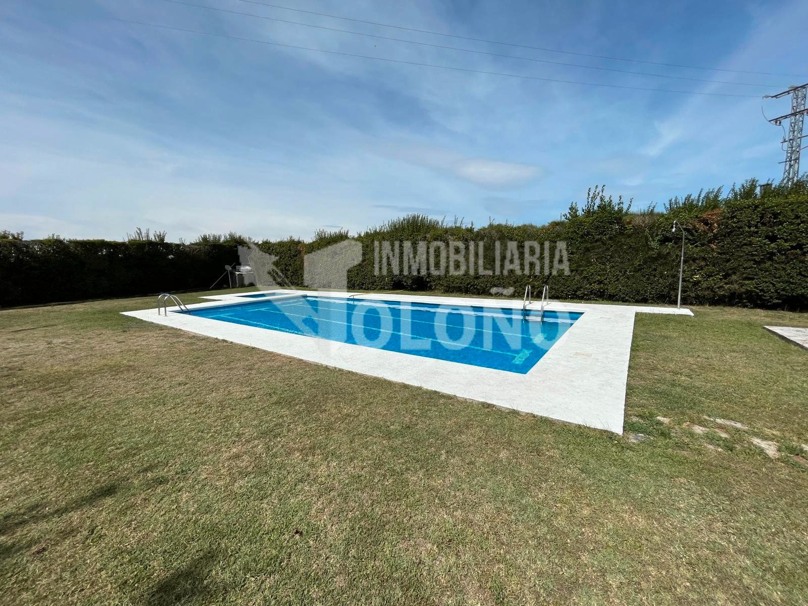 Piscina de Casa adosada en venda en Cihuri amb Jardí privat, Parquet i Terrassa