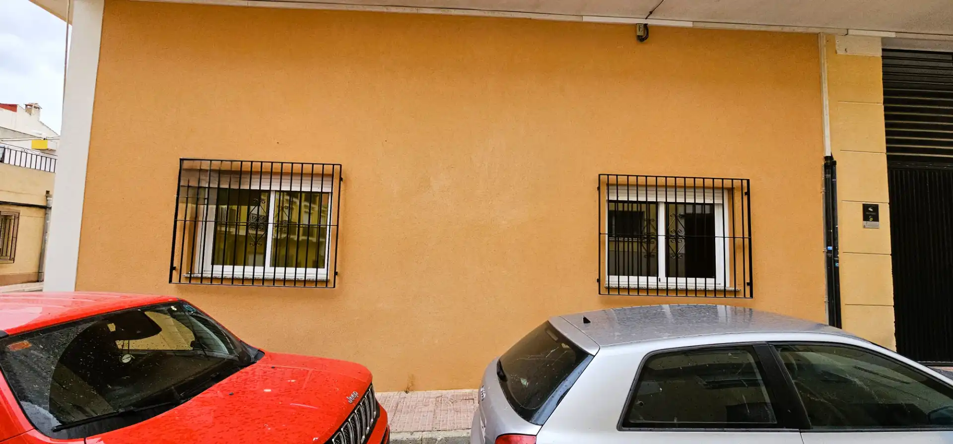 Vista exterior de Planta baja en venta en Alhama de Murcia con Aire acondicionado, Trastero y Internet