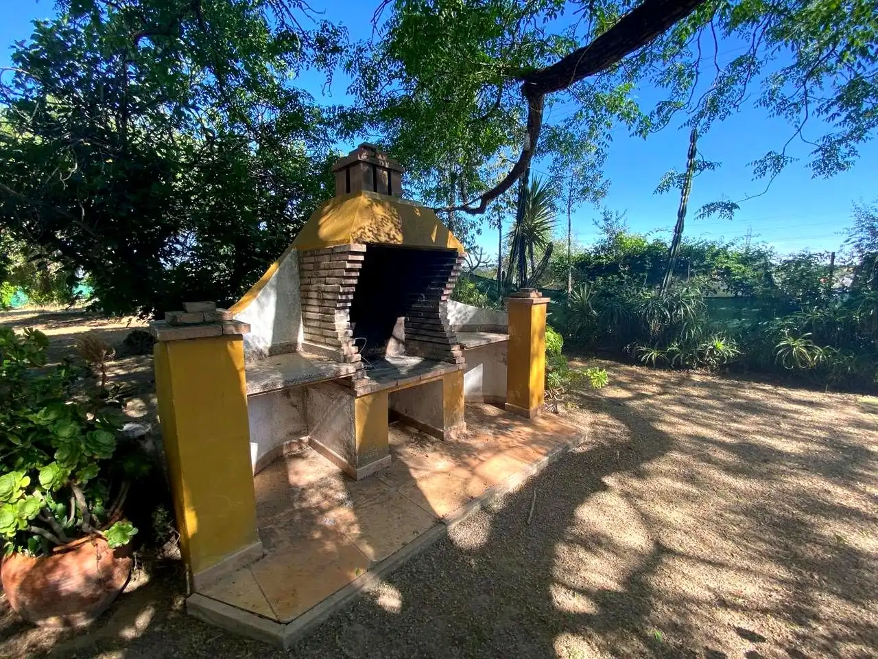 Jardí de Casa o xalet en venda en Alcalá de Guadaira amb Jardí privat, Terrassa i Piscina
