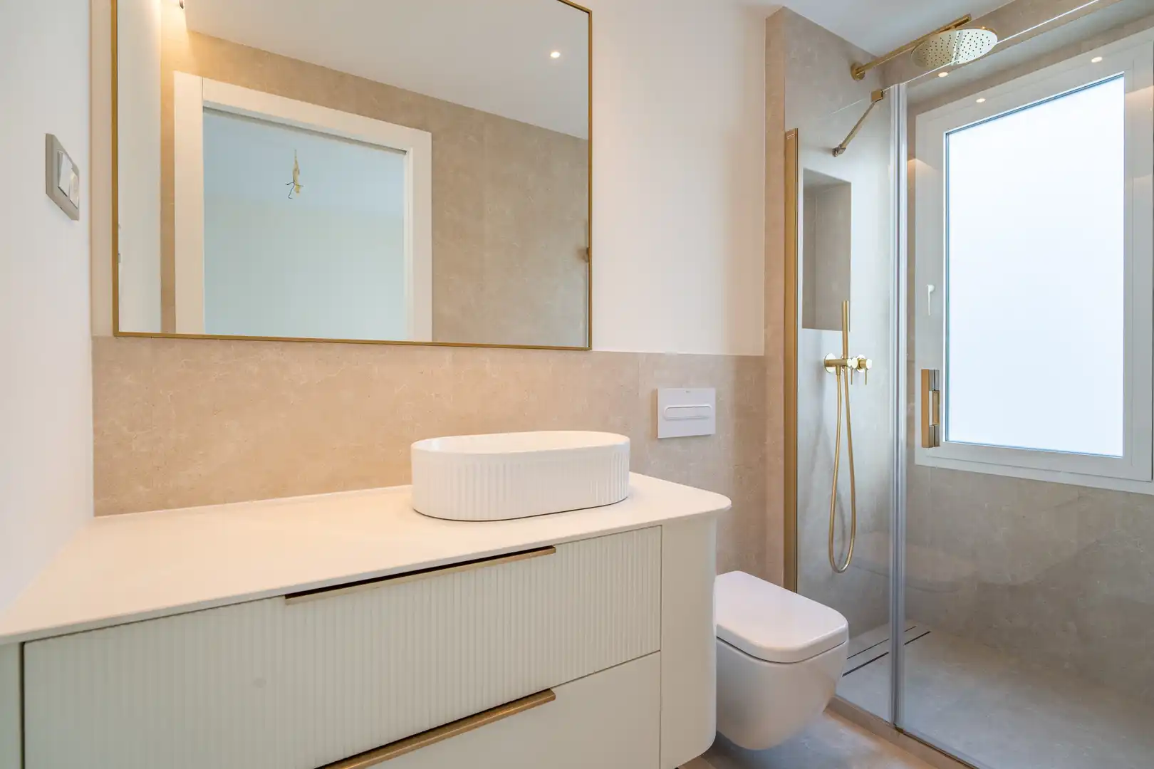 Badezimmer von Dachboden zum Verkauf in Centro