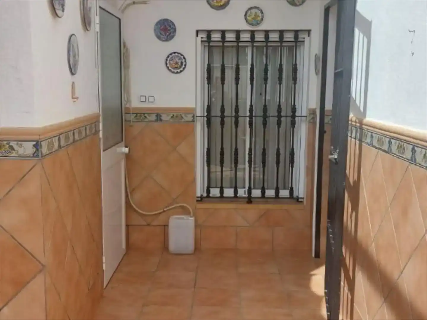 Casa adosada en venda en Castilblanco de los Arroyos amb Aire condicionat, Jardí privat i Traster