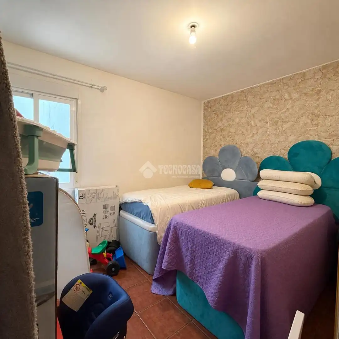Schlafzimmer von Wohnung zur Miete in Ciempozuelos mit Balkon
