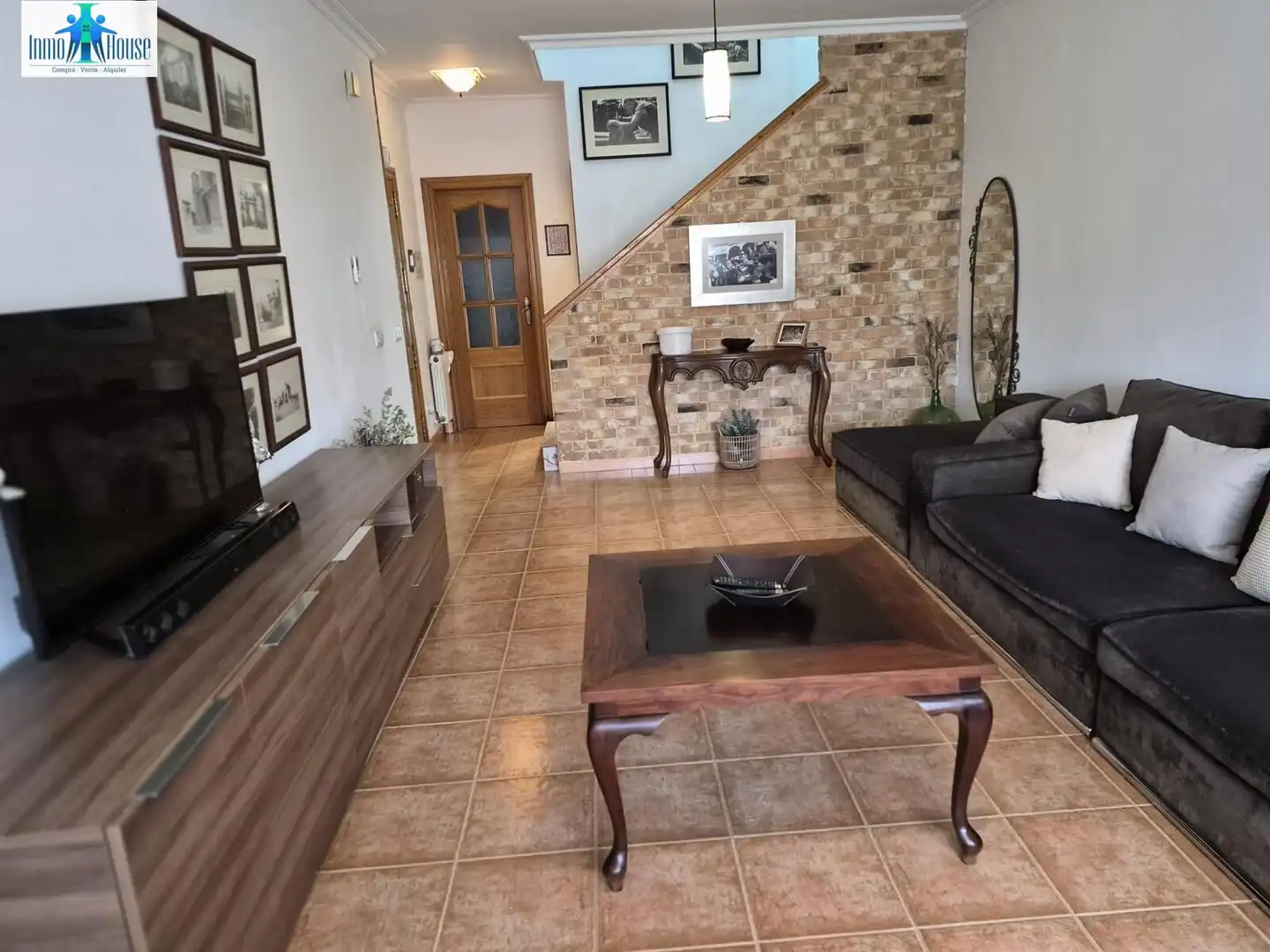 Sala d'estar de Casa o xalet en venda en Motilleja amb Aire condicionat, Jardí privat i Terrassa